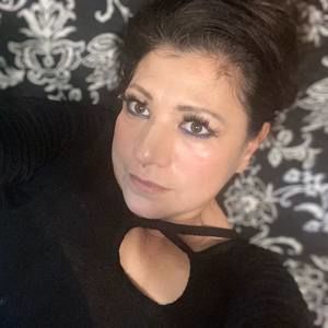 Meet your Posher, Vera